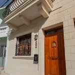 Girna - Entire 3br Ground Floor Charming Lägenhet *