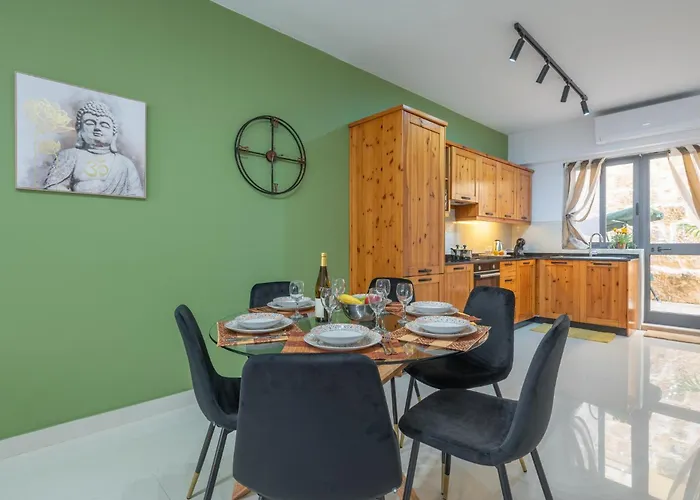 Girna - Entire 3br Ground Floor Charming 公寓 梅利哈